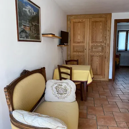 Affittacamere Da Petro Per Vacanze Pila (Vercelli)